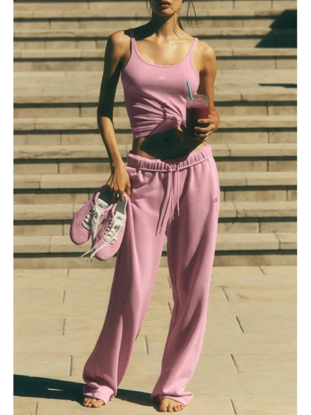 Alo Accolade Straight Leg Sweatpants Candy Heart Pink High-Rise Waist Joggers S